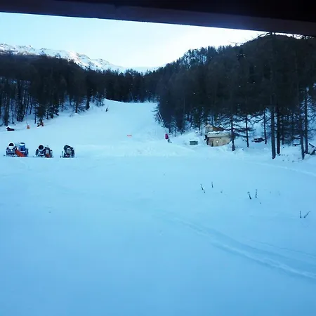 Superbe Pour 10 Pers. Avec Piscine, Sauna, Cheminee, Terrasse, Skis Aux Pieds - 1800 - Fr-1-322-118 シャレー