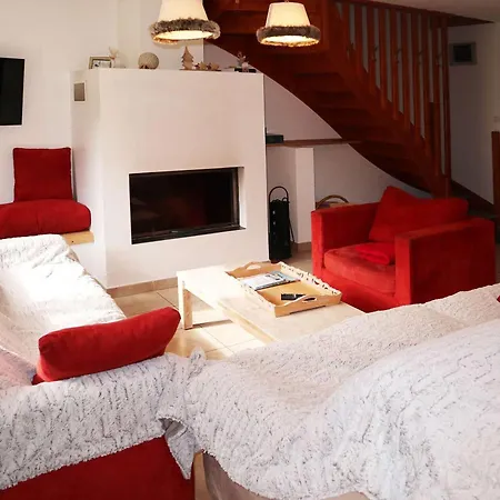 シャレー Superbe Pour 10 Pers. Avec Piscine, Sauna, Cheminee, Terrasse, Skis Aux Pieds - 1800 - Fr-1-322-118